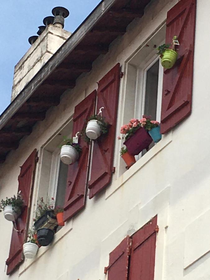 Belle Chambre Au Coeur De Bayonne Lägenhet Exteriör bild